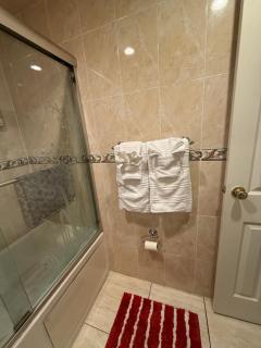 Cozy Hideaway, Your South Florida Escape - 7