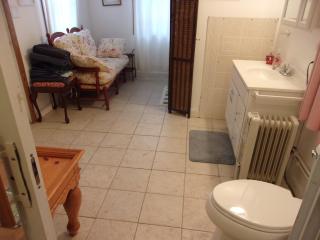 Friends and Family Newer Vacation Home - 2