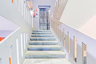 Collection O De Alphabet Hotel UMCC - 7