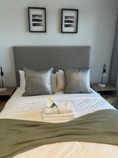 Stylish Dante Trilogy Menlyn Maine Apartment - 7