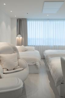 NEW 홍대역 30sec #massage chair #netflix #purifier q - 0