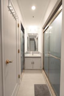 NEW 홍대역 30sec #massage chair #netflix #purifier q - 5