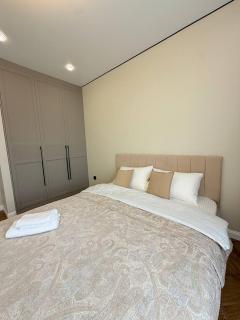 Раймбека 210 блок 16 - 5