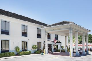 Baymont by Wyndham Savannah/Garden City - Savannah - 9