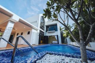 Villa Ayer Keroh Swimming Pool by DefineSuite - 6