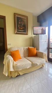 EJ Station Corner - 7