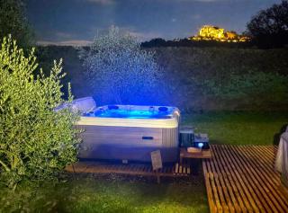 Tiny House avec vue sur le rocher de Saignon, Luberon - 0