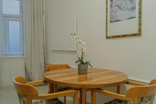 Affordable 1BR Apt, Near Westbahnhof Station - 3