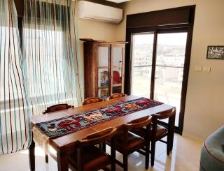 Luxury 3 bedrooms flat with great view of Amman - 7