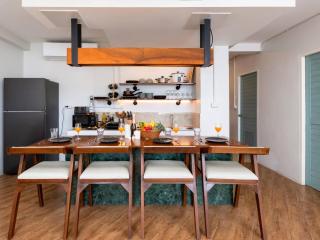 Beachfront Pool Deluxe Livingroom,Kitchen&BBQ - 6