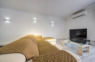 Comfortable 3-Bedroom Home in Mellieha by Homely - 3
