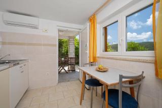 Studio for short stay - 8