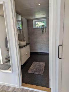 Tiny house accommodation in Frillesås! - 2