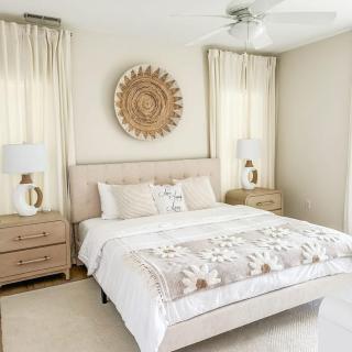 Spacious Private 2BR-2BA I Pool I Garage I Central - 8