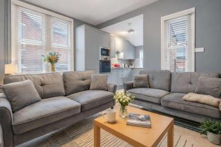 4BR Home Perfect for Professionals - 3