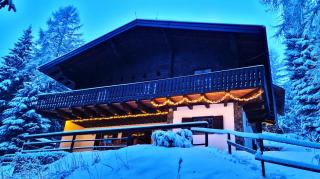Chalet Alpl - Ferienwohnung Waldblick mit Sauna, Kamin & Whirlwanne - 0