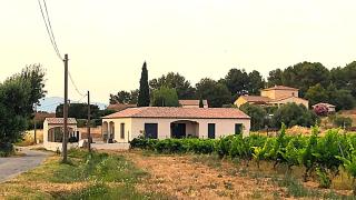 Villa neuve calme - piscine privée - vue sur les vignes - 0