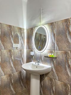 Dew Ceylon Villa Negombo - 8