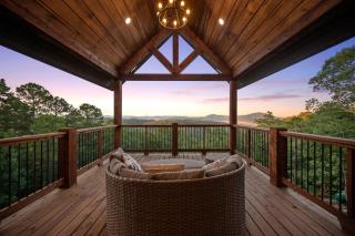 7BD-6.5Bath - Luxury Lakeview House - Sleeps 30 - 7