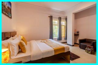 Near MALL ROAD - MOUNTAIN VIEW and NAINI LAKE VIEW Hotel Radha kunj #RLODGE Palace - Near MALL ROAD - NAINI LAKE - Bhimtal - Kainchi dham , Free Wi-Fi and PARKING - Luxury Rooms , Best Hotel In NAINITAL - 5