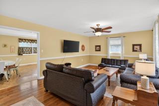 Relaxing 3BR Retreat Near Assateague home - 5