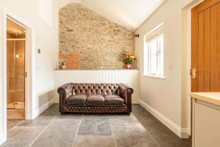 Romantic and stylish retreat - 2