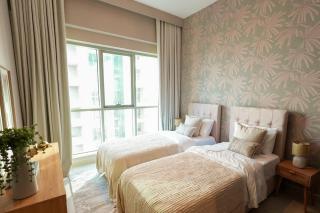 Luxury Family Friendly Apartment - Full Burj Khalifa & Fountain Views - 7