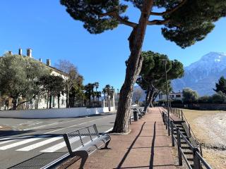 Casa Vicolo Fiori, a due passi dal lago e dal centro - 1