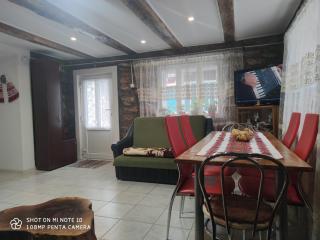 Casa La Umbra Muntilor - 6