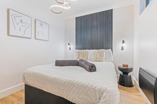 Plaza Haven - City Centre Apt - Balcony - Broadway Plaza - Five Ways - 4