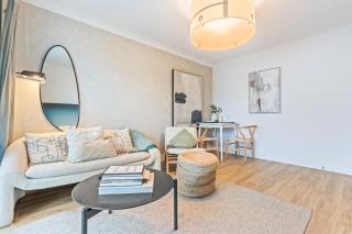 Plaza Haven - City Centre Apt - Balcony - Broadway Plaza - Five Ways - 7