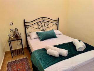 Elegant Riad Style Villa with a Traditional Moroccan Garden - 9