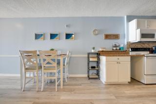 Coastal Condo with Balcony in North Myrtle Beach! - Myrtle Beach - 5