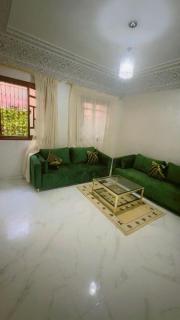 Chic & Cozy Apartment - 6