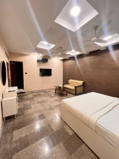 Royal Confort Inn - 4