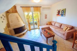 Iris Maisonettes and Studios - 7