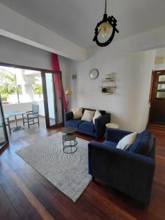 Cozy 1BR Retreat for Couples - Pool & Rooftop - 0