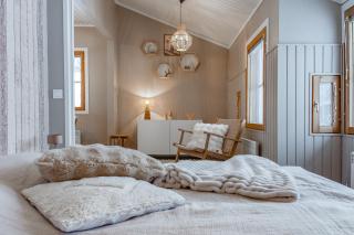 Talviranta - Lakefront Cottage - Ruka-Pyhä 2x SKIPASSES included - Free Skibus doorstep - 4
