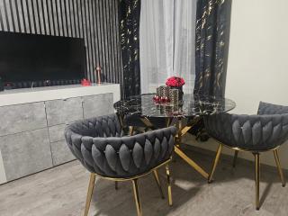 Apartament- mieszkanie blisko centrum - 6