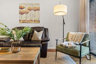 1B-1B - 30 Day Min - Pool Tennis Grill Parking - 2