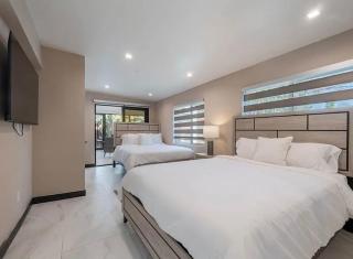 Stunning Woodland Hills Home with Pool & Backyard - 1