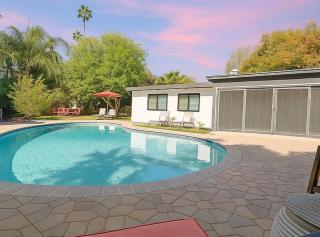 Stunning Woodland Hills Home with Pool & Backyard - 0