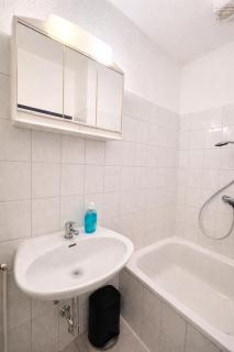 Studio-Apartment mit eigenem Eingang und Terrasse in Kiel-Holtenau - 2