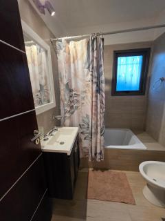 Hermosa casa en Anisacate - 1