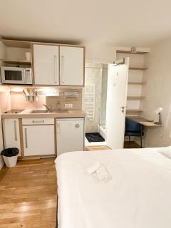Cozy Apartment in Paris's Latin Quarter - 1