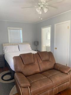 Charming 1BR Cottage Near Downtown Lafayette - 6
