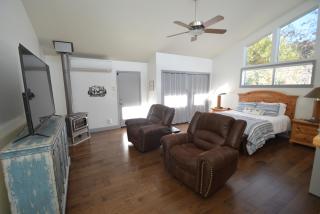 Lake Point House - 3