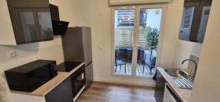 Magnifique Duplex Avec Terrasse, Proche De Av Champagne - 7