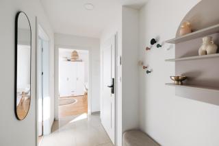 Modern Flat in Iconic Location - 2