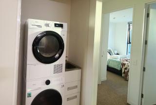 Stylish CBD Apartment with parking Stadium Front - 3